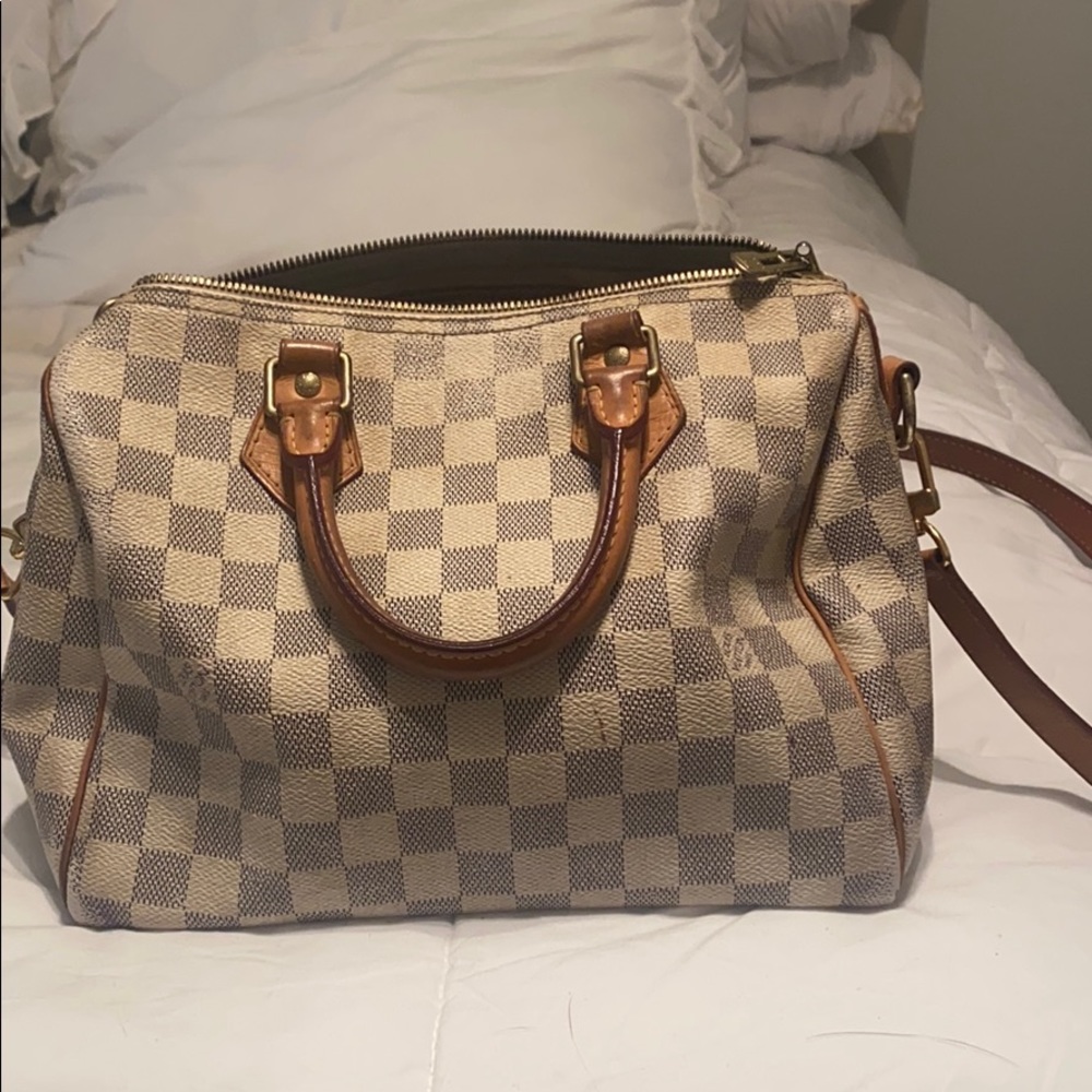 Louis Vuitton Speedy